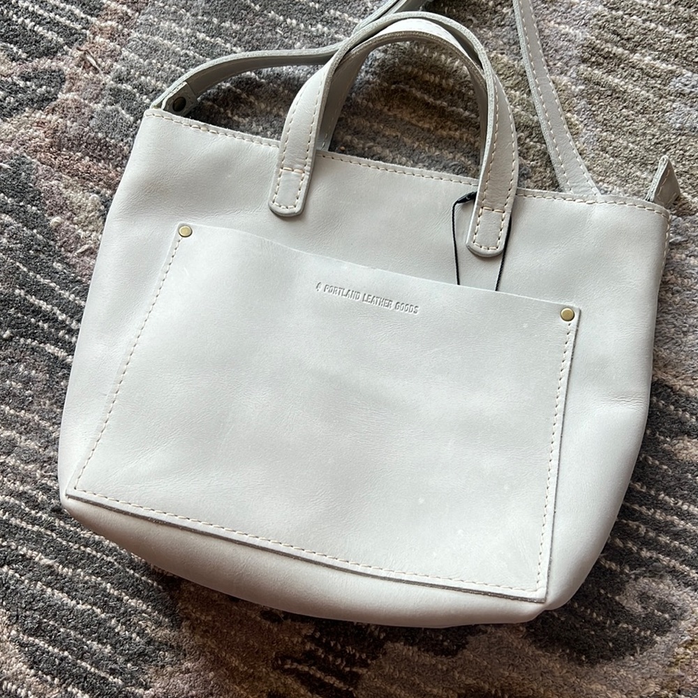 🦄 Unicorn Portland Leather PLG Beluga Mini Zipper Crossbody Tote - Picture 2 of 7